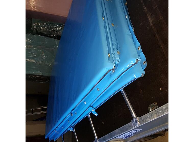 Stolpskydd | Skydd i pulkabacken 1m 100x100x 5 cm |  Med öljetter 