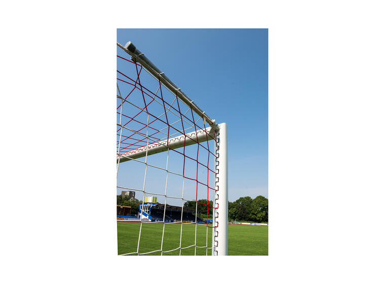 Fotbollsmål 7,32x2,44 m med markhylsor 11 manna | Oval profil | Silver| 