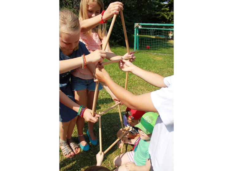 Teambuildingpaket nr 2 | 28 aktiviteter Samarbetslekar och teambuliding 