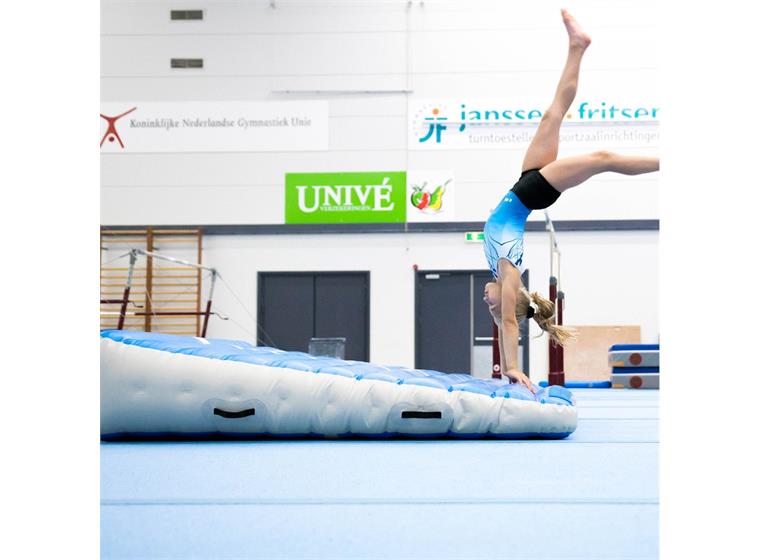 AirIncline | Med pump AirTrack ramp | 200x200x60-10 cm