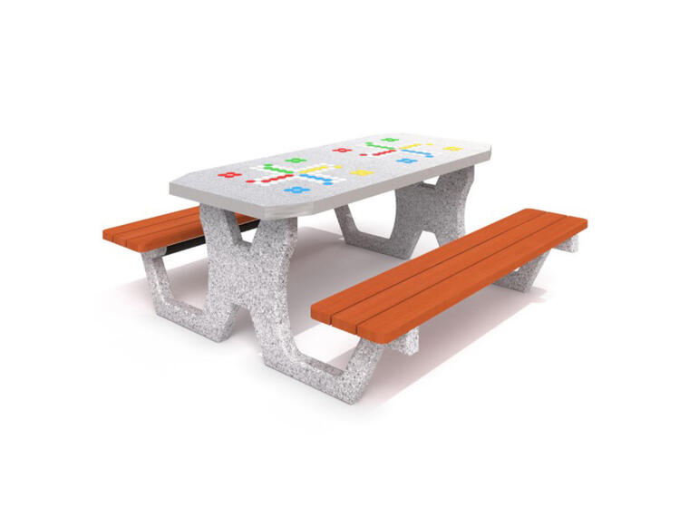 Schackbord i betong Bänk med schack för 4 st spelare 