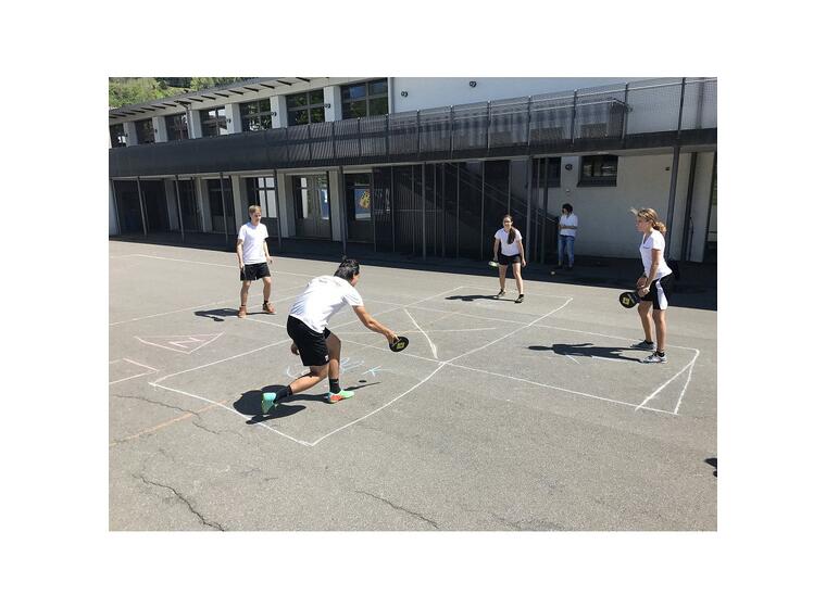 Streetracket set Klassuppsättning 24 racket | 24 bollar | häfte | väska 