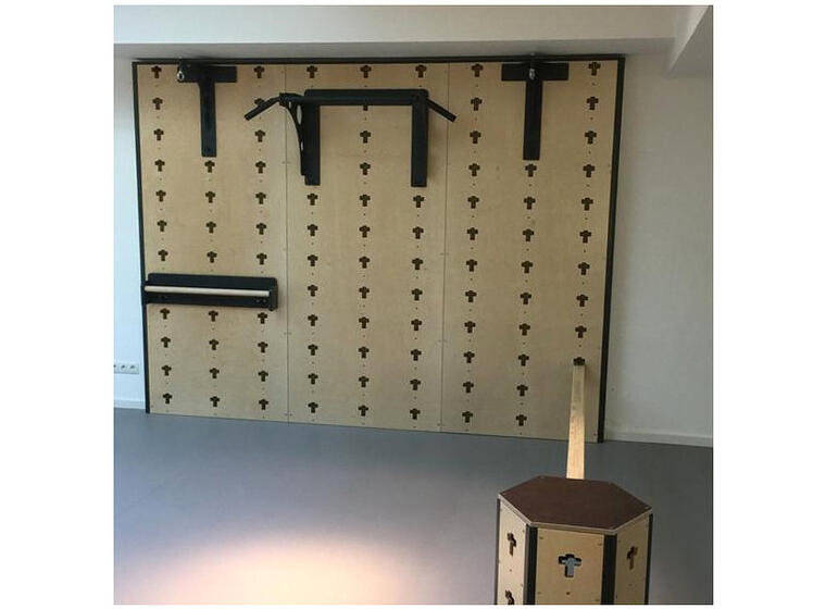 Cube Sports Multifunctional wall 315 x 240 cm 