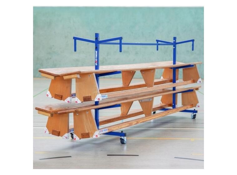 Gymnastikbänkar 6 st med transportvogn Bänkarnas längd 3 meter 