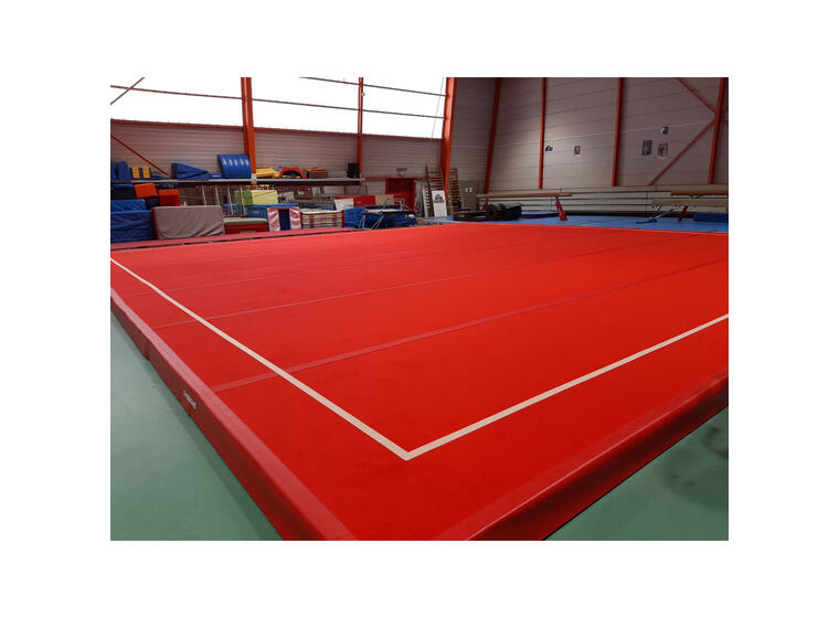 Gymnova Fristående 14x14 FIG certifierat | Monterade fjädrar 