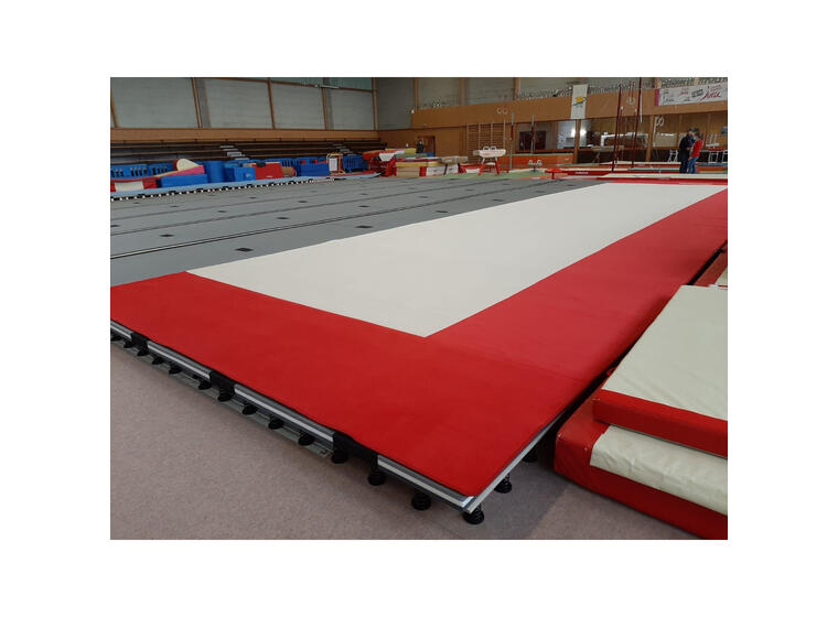 Gymnova Fristående golv 14x14 FIG Certifierat Fjädrar omonterade 