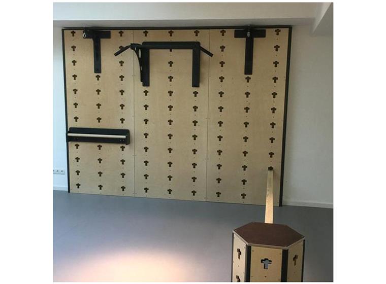 Cube Sports Multifunctional wall 105 x 240 cm 
