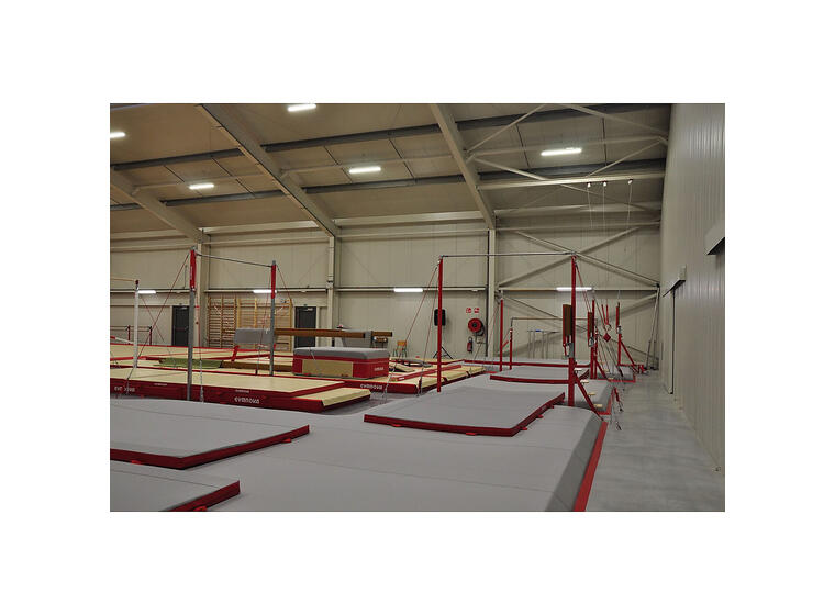 Nedslagsmatta Gymnova Stor flipperdyna 400x200x10 cm