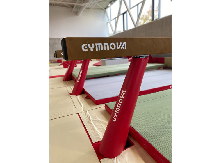 Gymnova Tävlingsbom FIG certifierad 