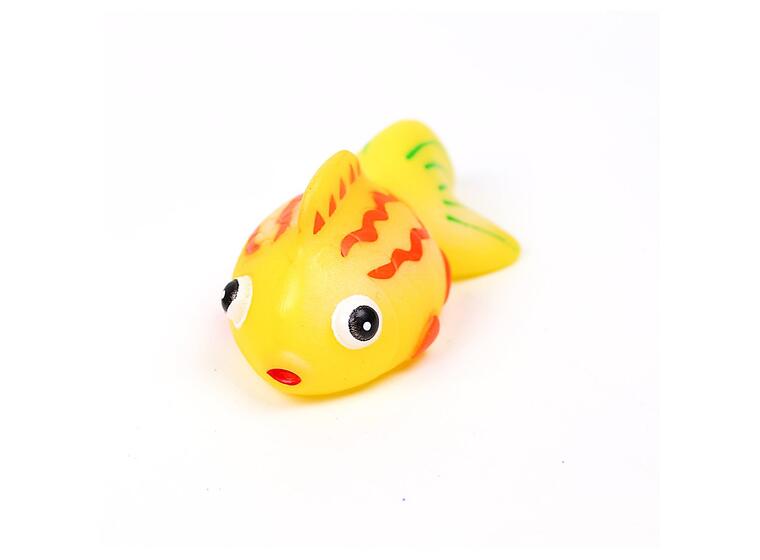 Badleksaker - blandade figurer Set med 16 st figurer 