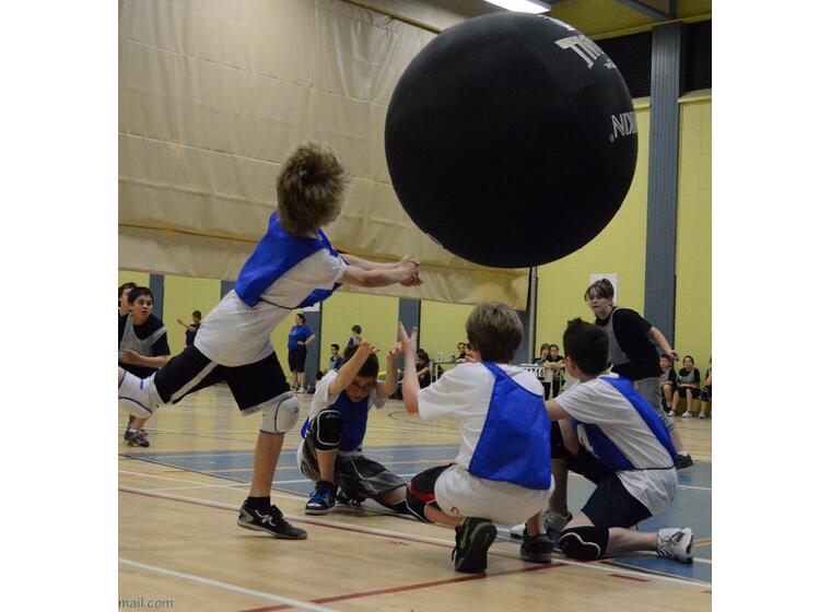 KIN-BALL® spelboll Svart Kinboll 122 cm | Stor svävande boll 