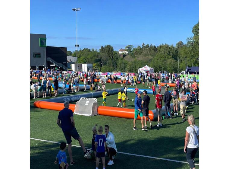 AirPitch DUAL PRO LITE  3v3 Bazooka Uppblåsbar plan 3 mot 3 