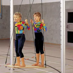 Innomhusgunga i tr&#228; 4 m l&#229;nga rep
