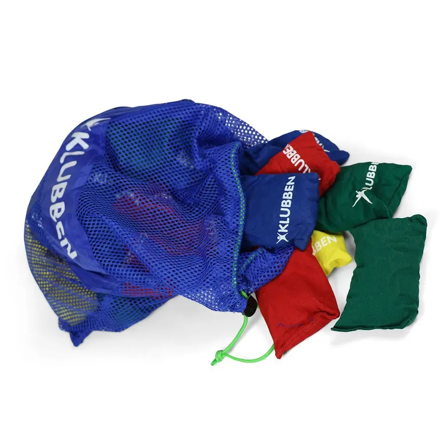Erteposer i nett (32 stk) Bag med 32 stk erteposer i fire farger 
