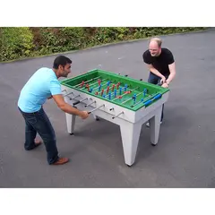 Fotbollsspel i betong | Gr&#246;n Utomhus foosball