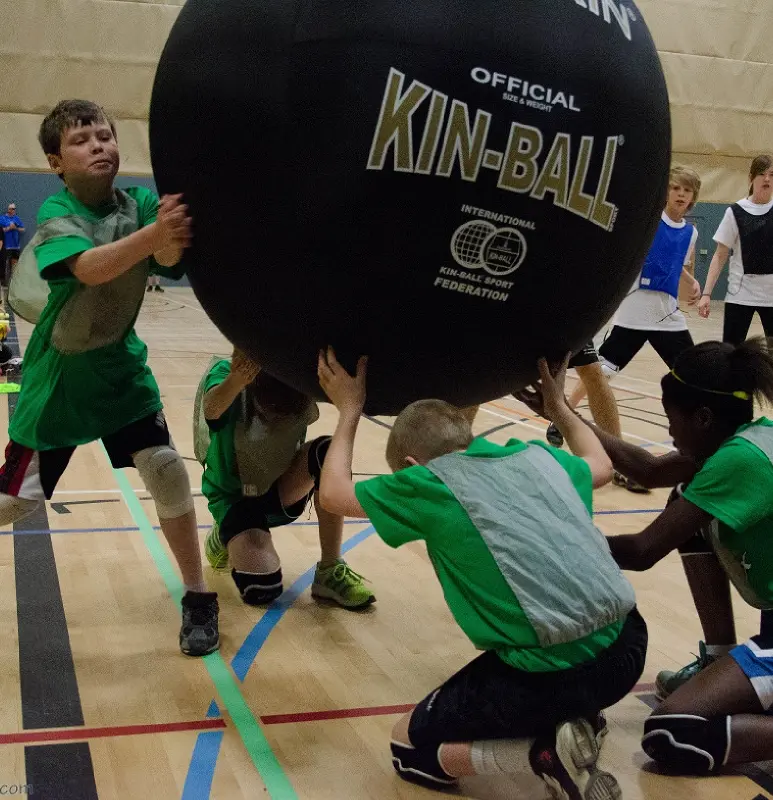KIN-BALL® spelboll Svart Kinboll 122 cm | Stor svävande boll 