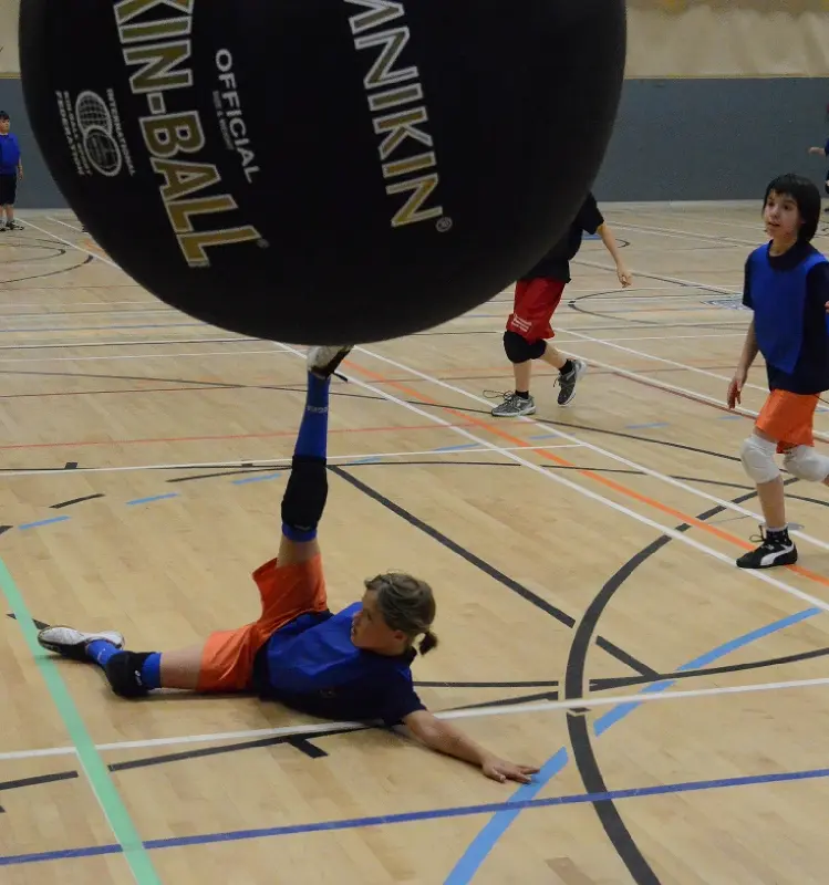 KIN-BALL® spelboll Svart Kinboll 122 cm | Stor svävande boll 