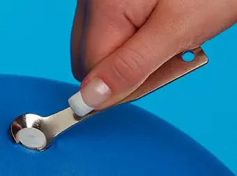 Plugghållare metall För att ta ut propp på pilatesbollar 