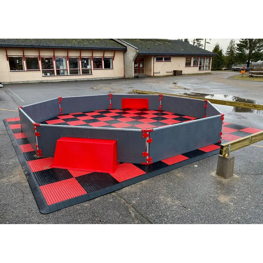 Pannabana - 5,5 x 5,5 meter Sarg för fotbollsspel |  Med golv 