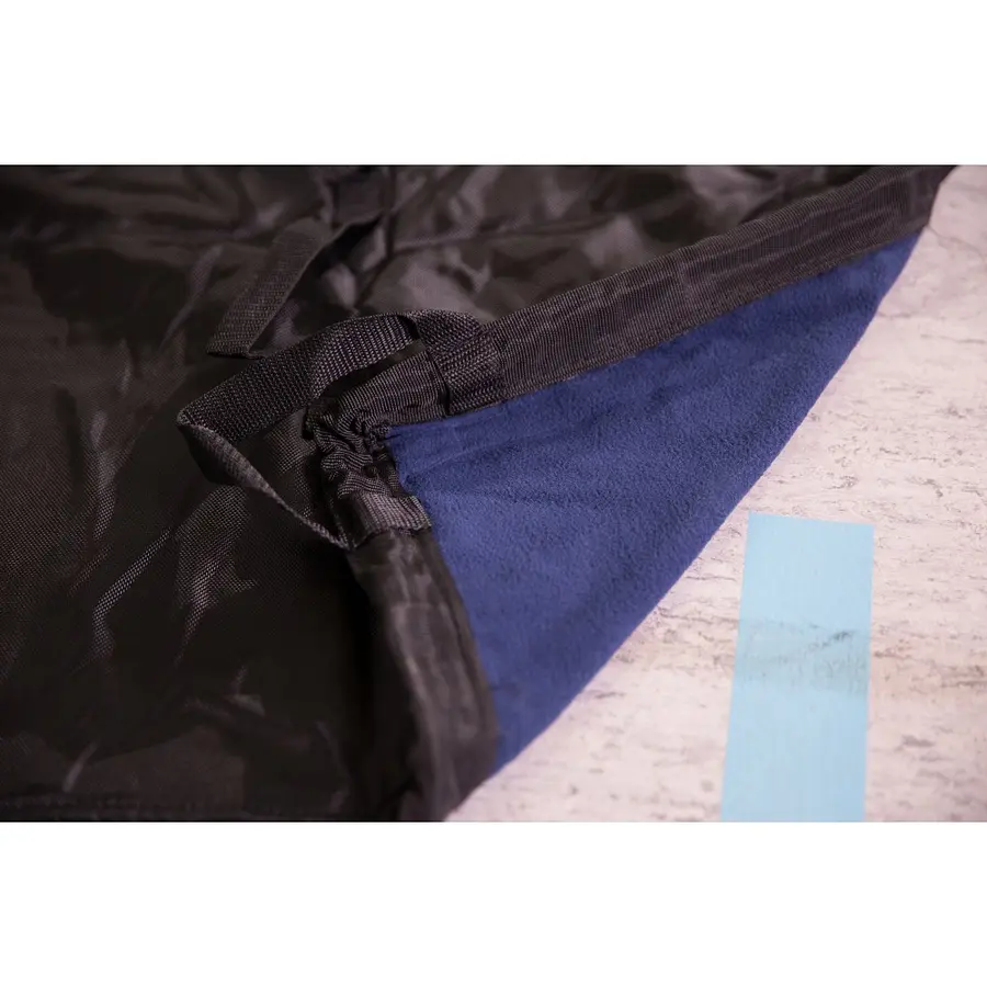Activi-T-Blanket | Dragmatta med handtag taeambuildingsaktivitet 