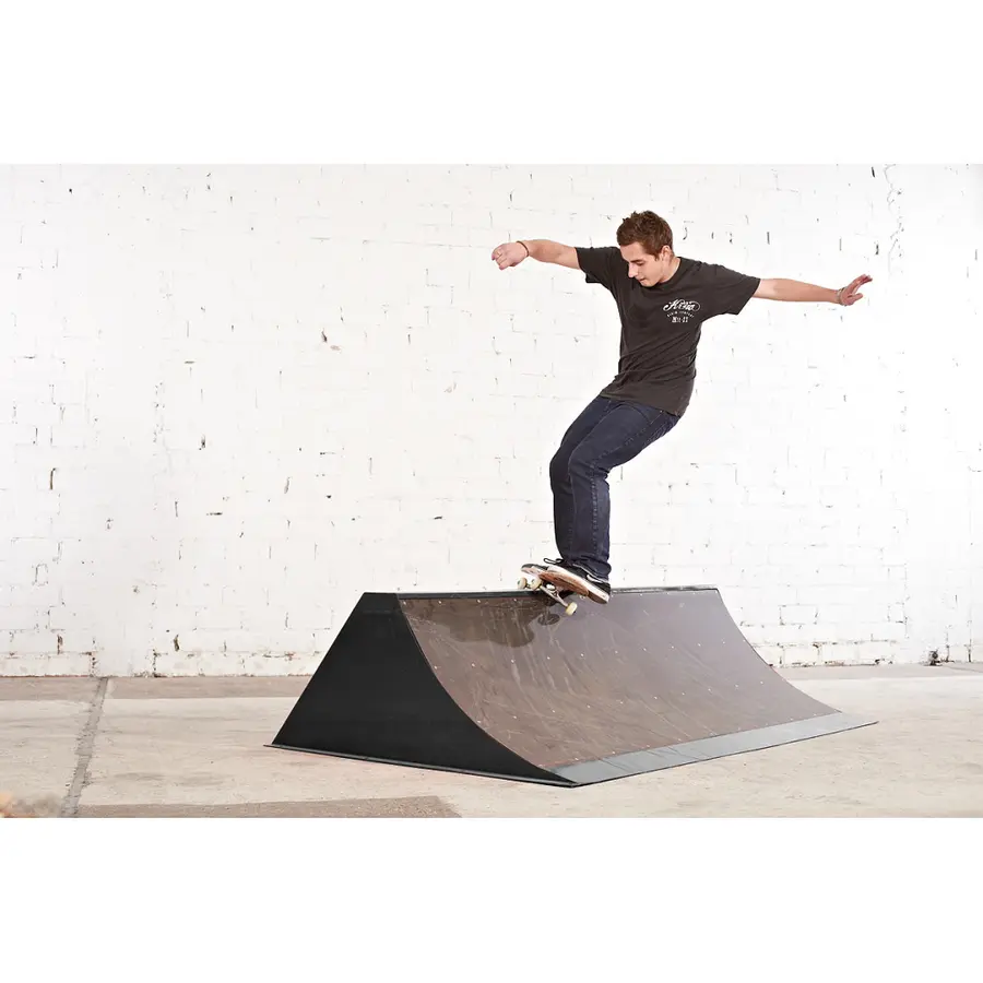 Skateramp Jersey Barrier 240x130x55 cm 
