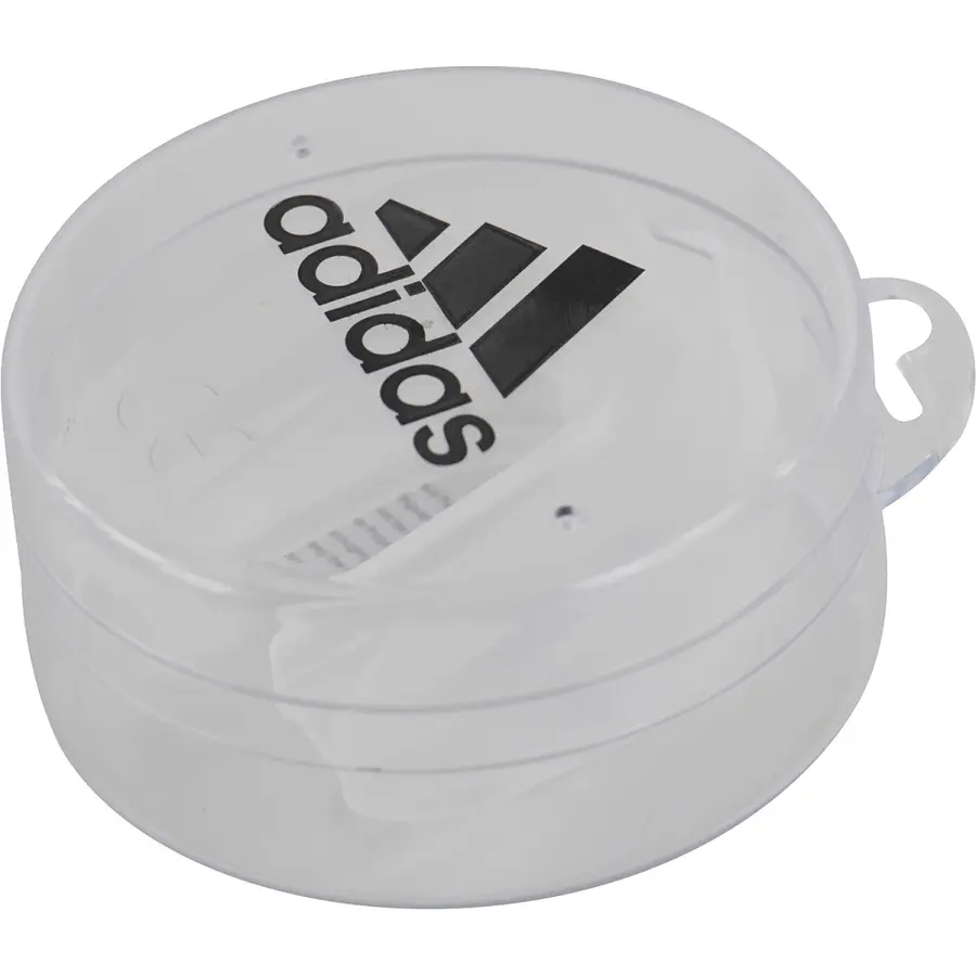 Tandskydd från Adidas För både över och underkäken. 