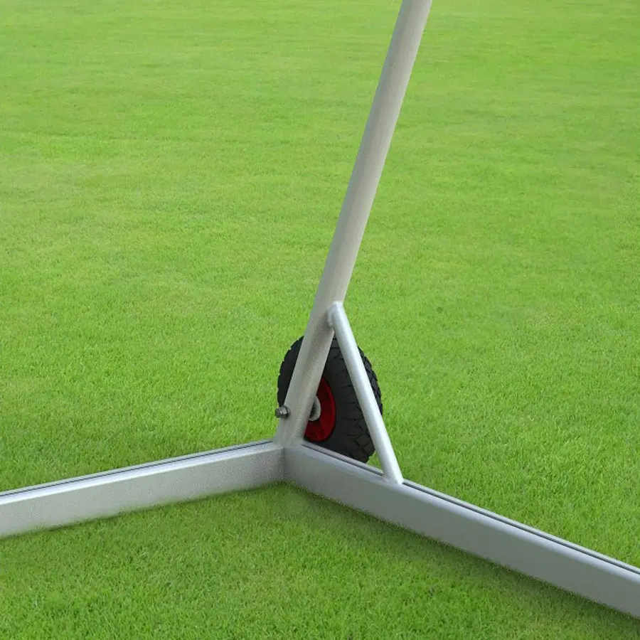 Fotballmål 7,32x2,44 m helsveiset 11'er mål | Oval profil | Med hjul 