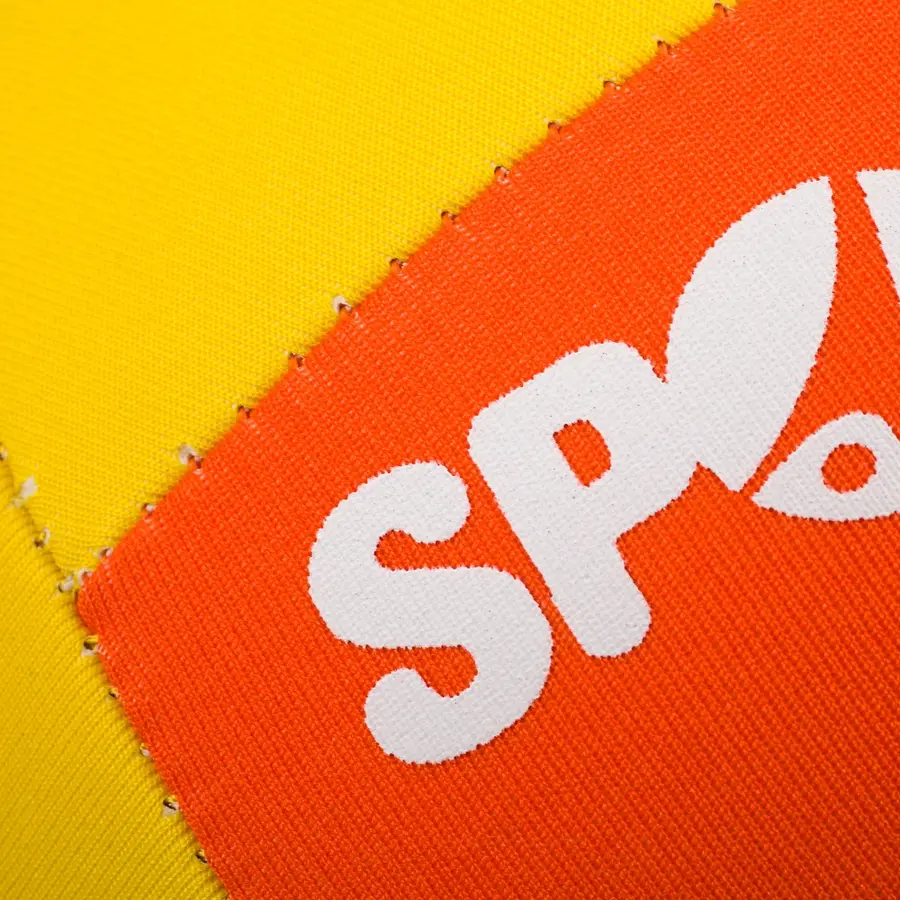 Neoprenboll 22 cm | Gul/Orange För inomhus och utomhusspel Strl 5 