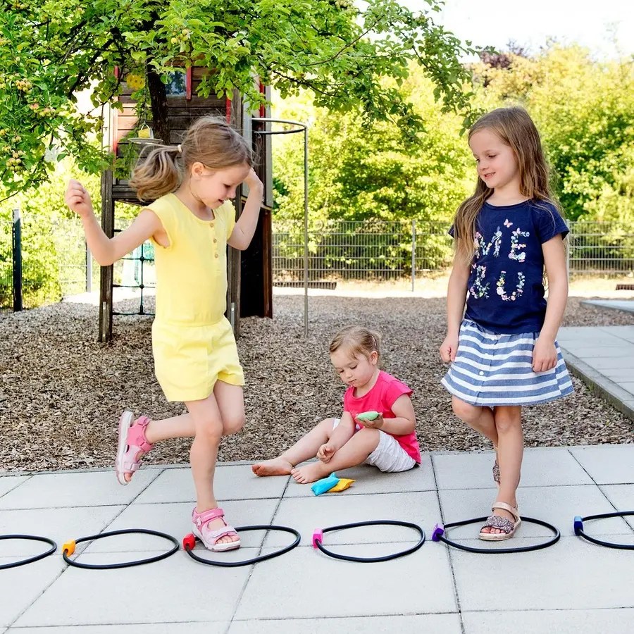 Beleduc Jump & Throw Kast och hopplek 