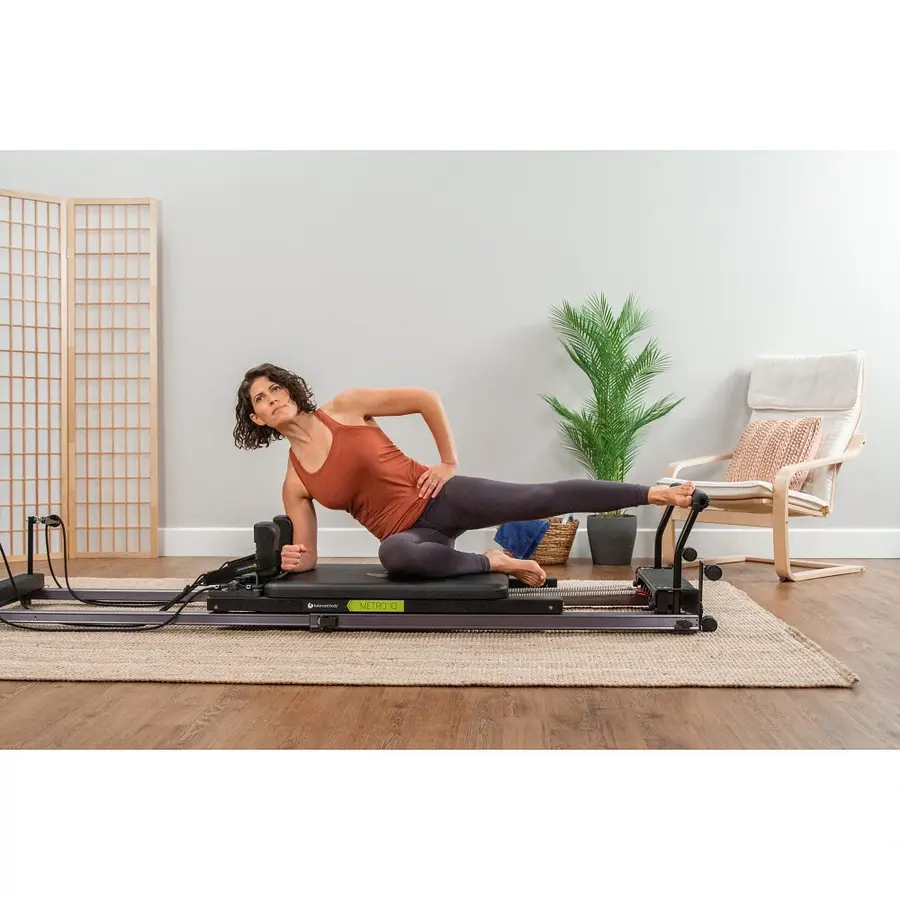 Pilates Reformer Metro IQ Vertikal Pilatesbenk for hjemmetrening 