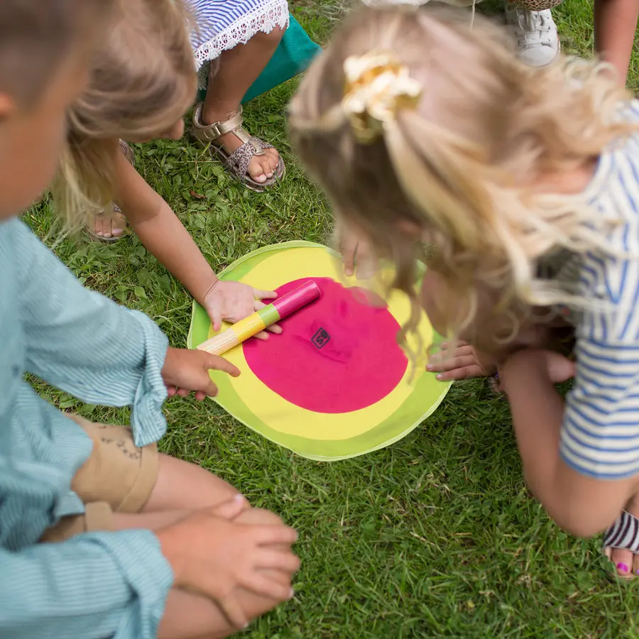 BS Toys Activity Island Aktivitet set Spel för upp till 7 barn 