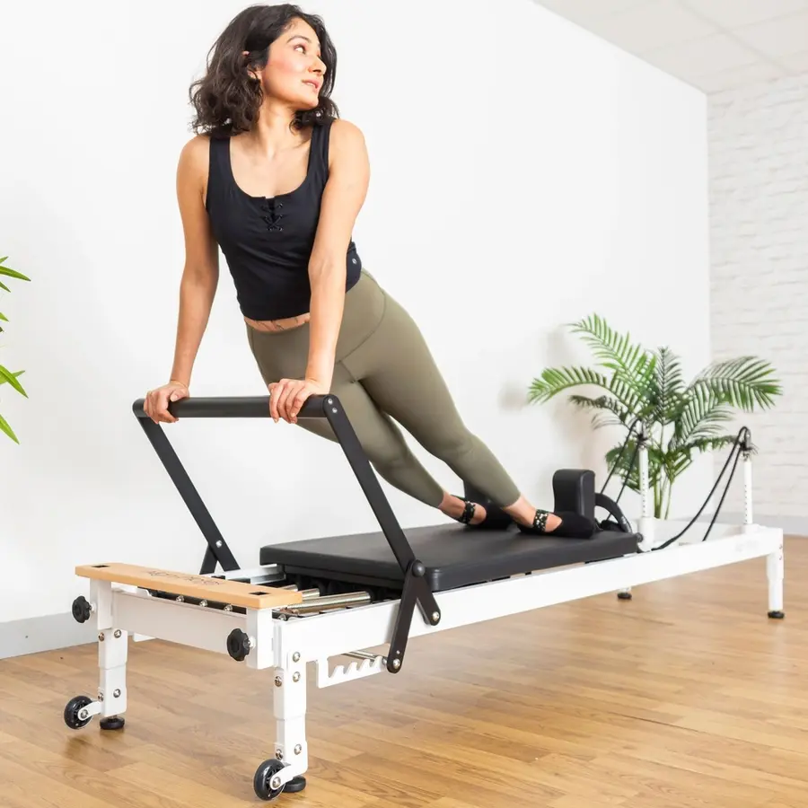 Pilates Reformer R8 Pro | Vit Pilatesbänk | Privatbruk 