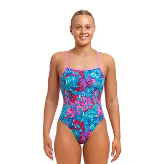 Manga Mad Baddr&#228;kt Funkita | Strapped in One Piece