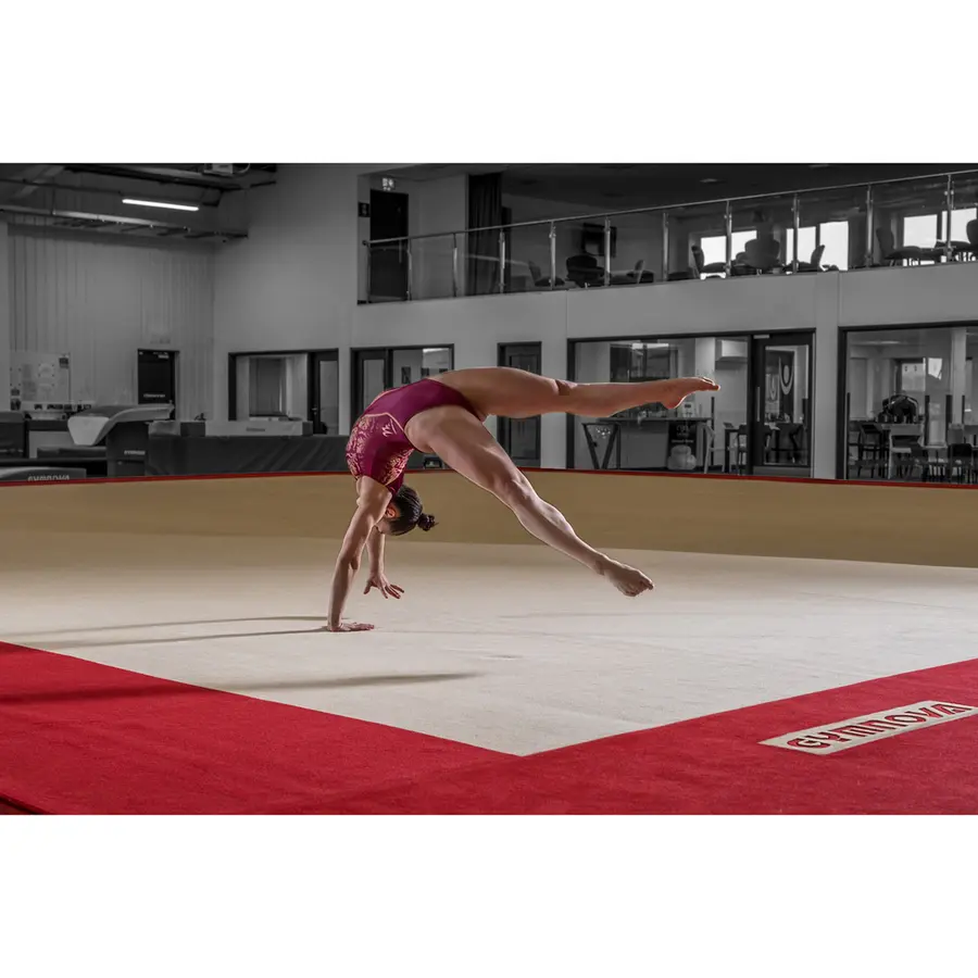 Gymnova Fristående golv 14x14 FIG Certifierat 
