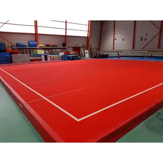 Gymnova Frist&#229;ende 14x14 FIG certifierat | Monterade fj&#228;drar
