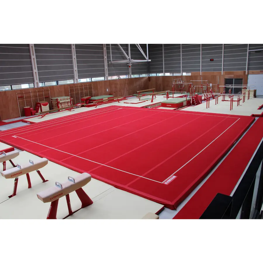 Gymnova Fristående 14x14 FIG certifierat | Monterade fjädrar 