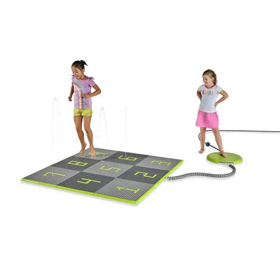 EXIT Sprinqle Water Play Tiles M Rolig vattenspridare för barn 