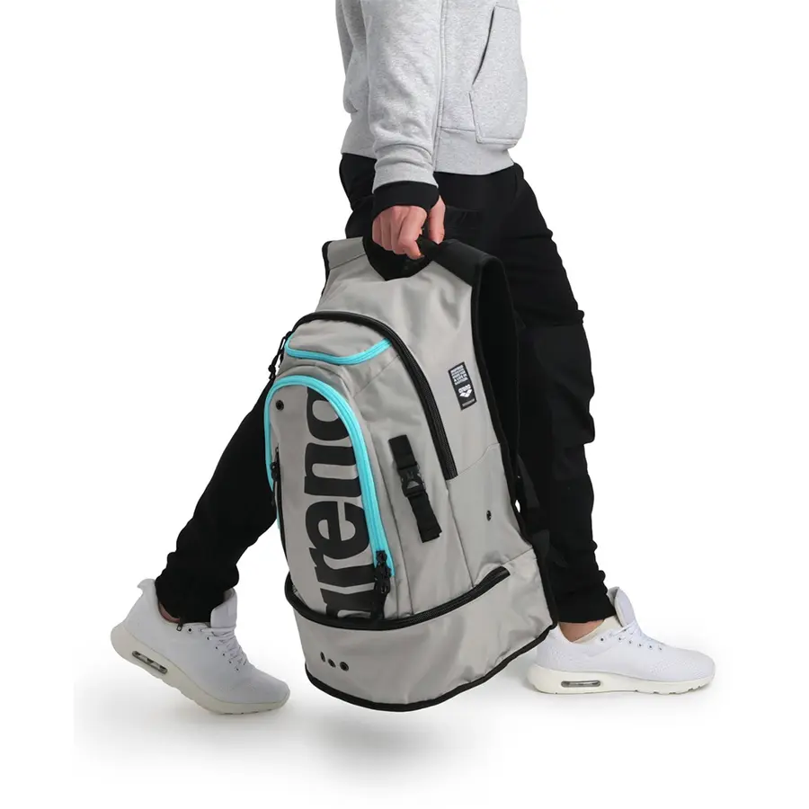 Arena Fastpack 3.0 Ryggsekk 40L Sølv | Svømmesekk 