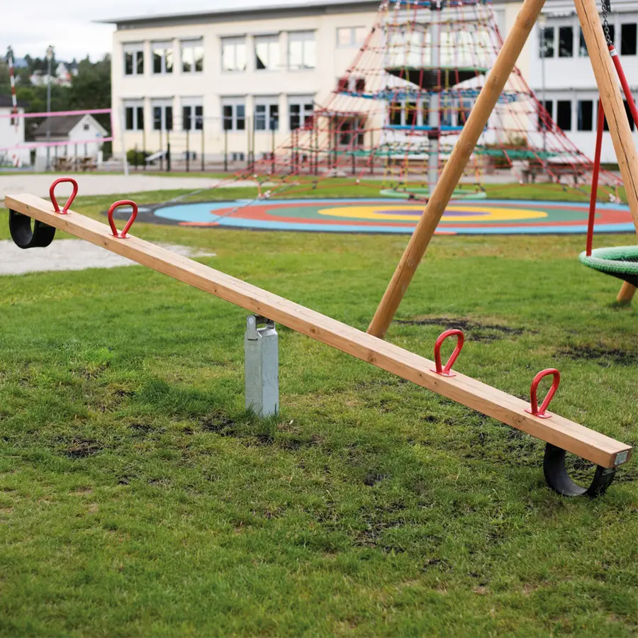 Gungbräda 4 sittplatser För förskolor, skolor och lekplatser 